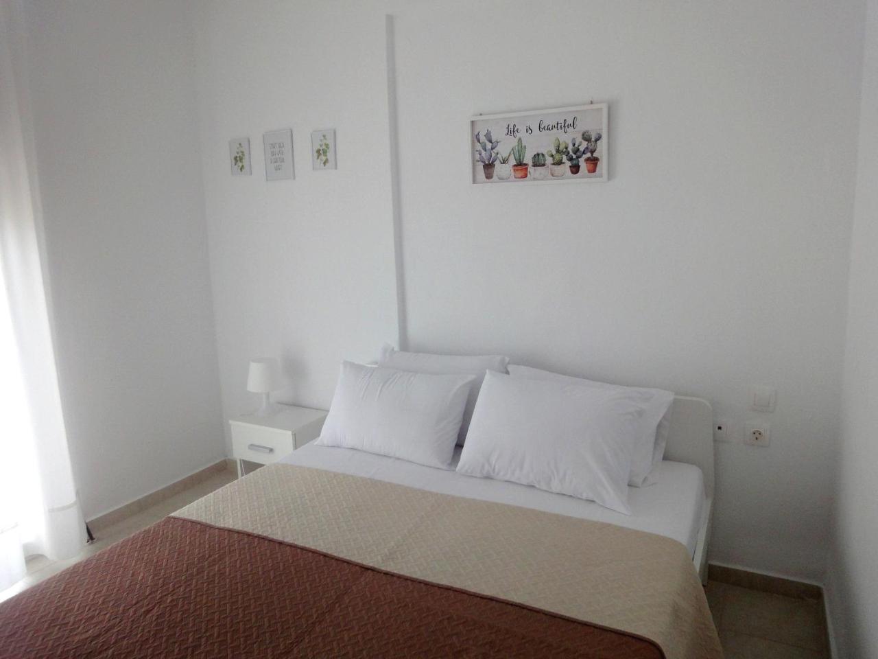 Polychrono Nikos Apartment Esterno foto